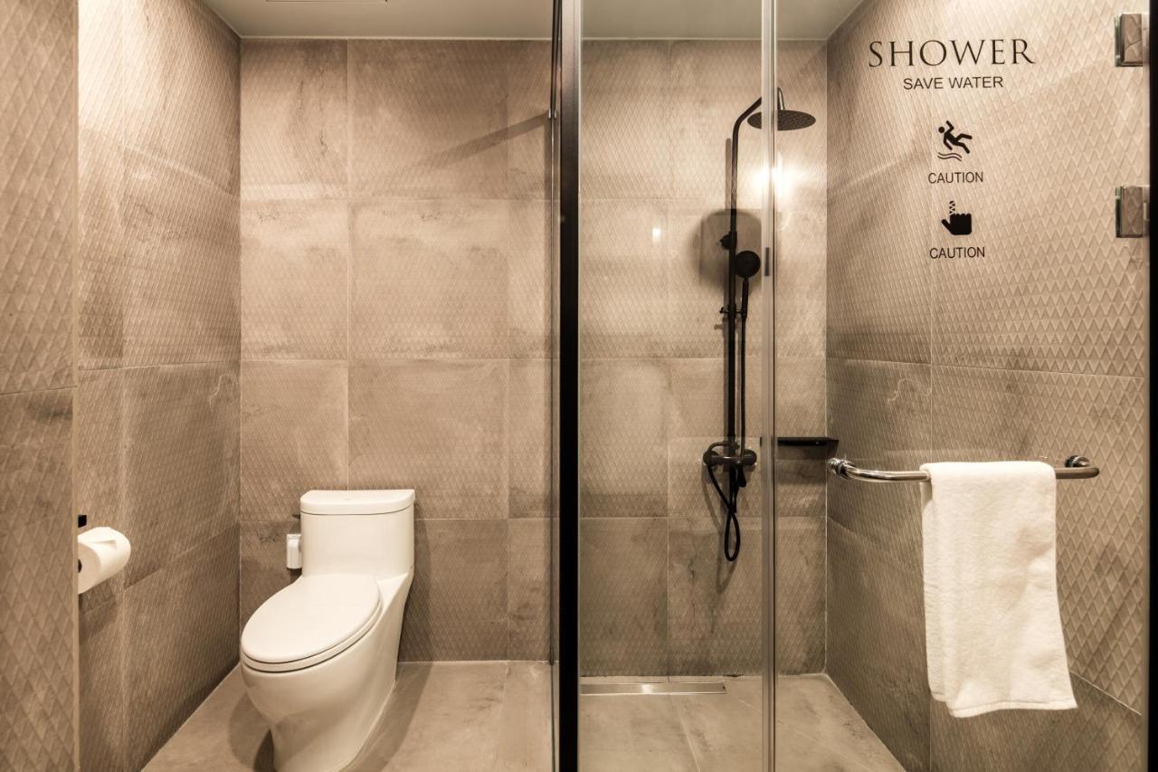 Snob Boutique Stay Сеогвипо Екстериор снимка