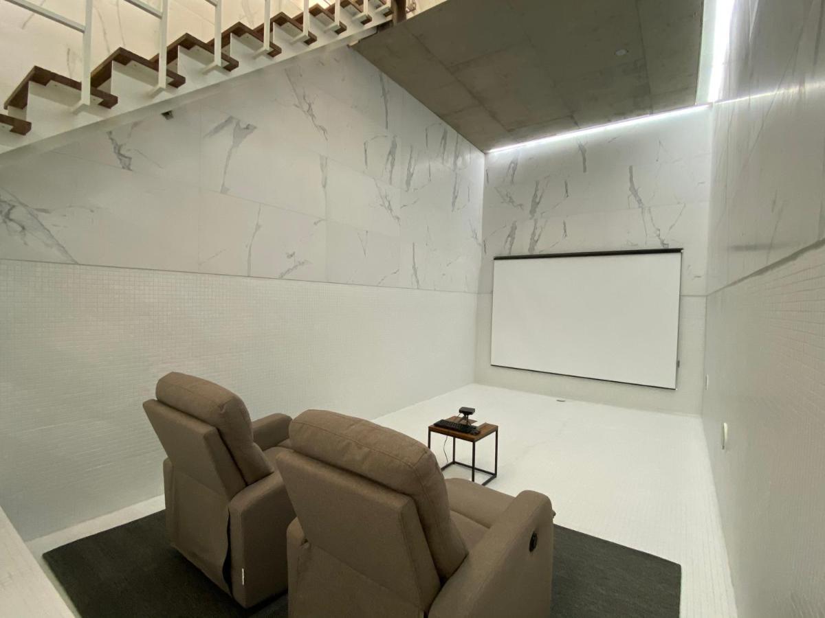 Snob Boutique Stay Сеогвипо Екстериор снимка